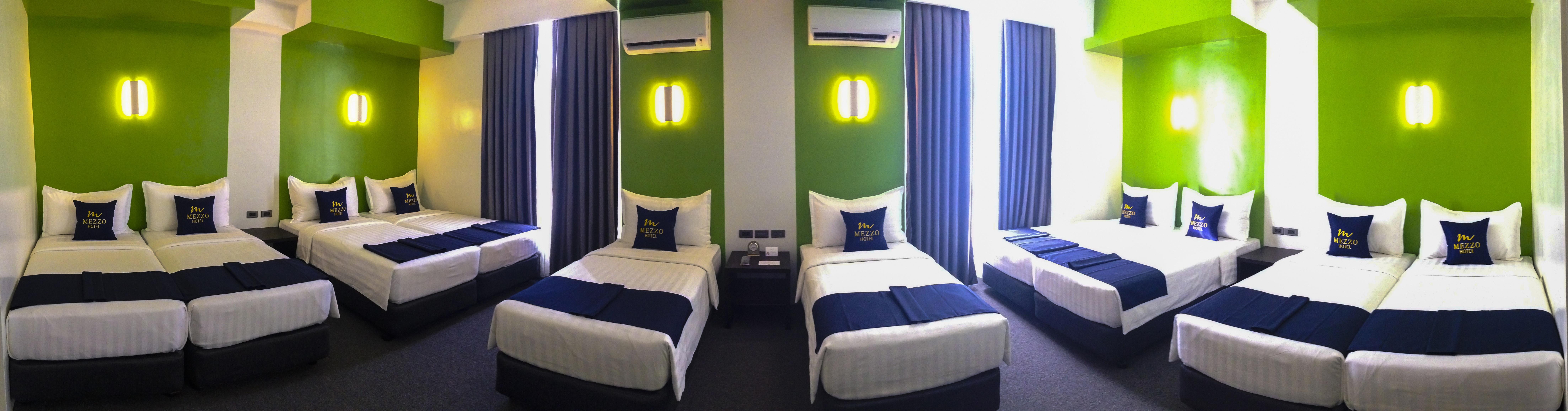 Mezzo Hotel Cebu Buitenkant foto