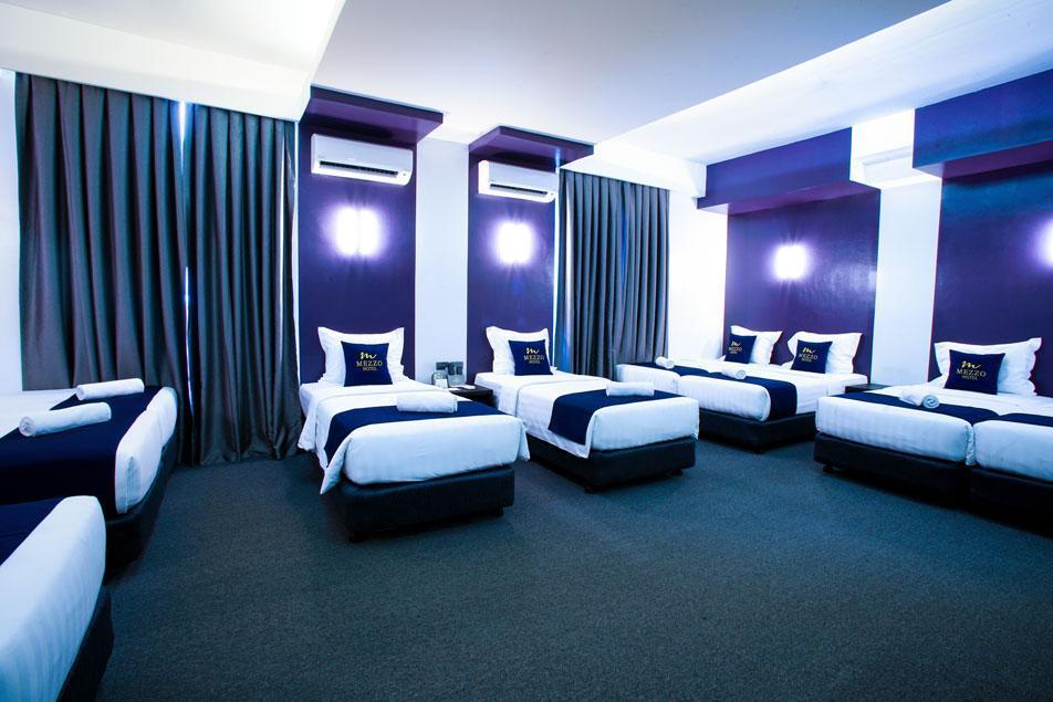 Mezzo Hotel Cebu Buitenkant foto