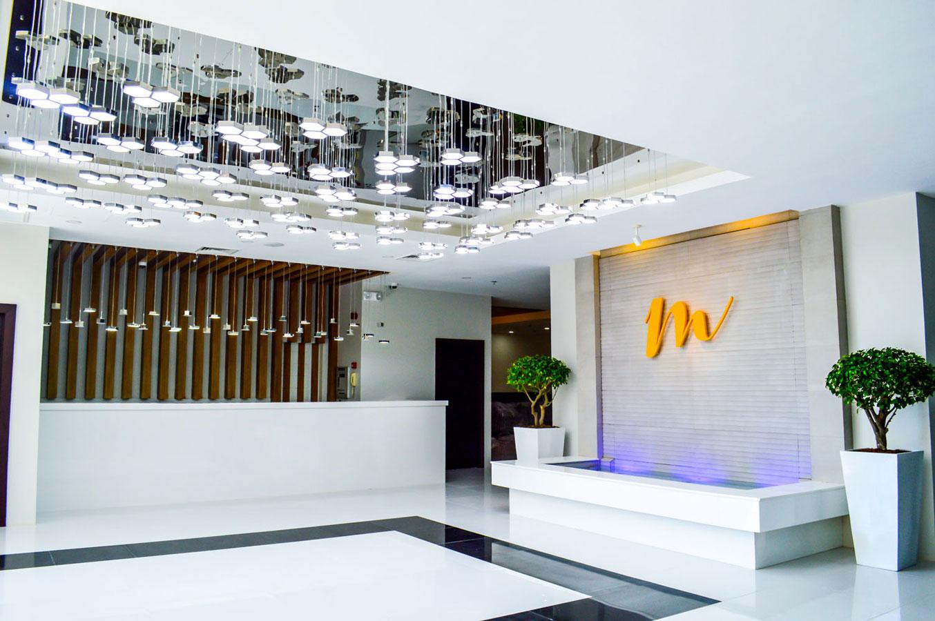 Mezzo Hotel Cebu Buitenkant foto