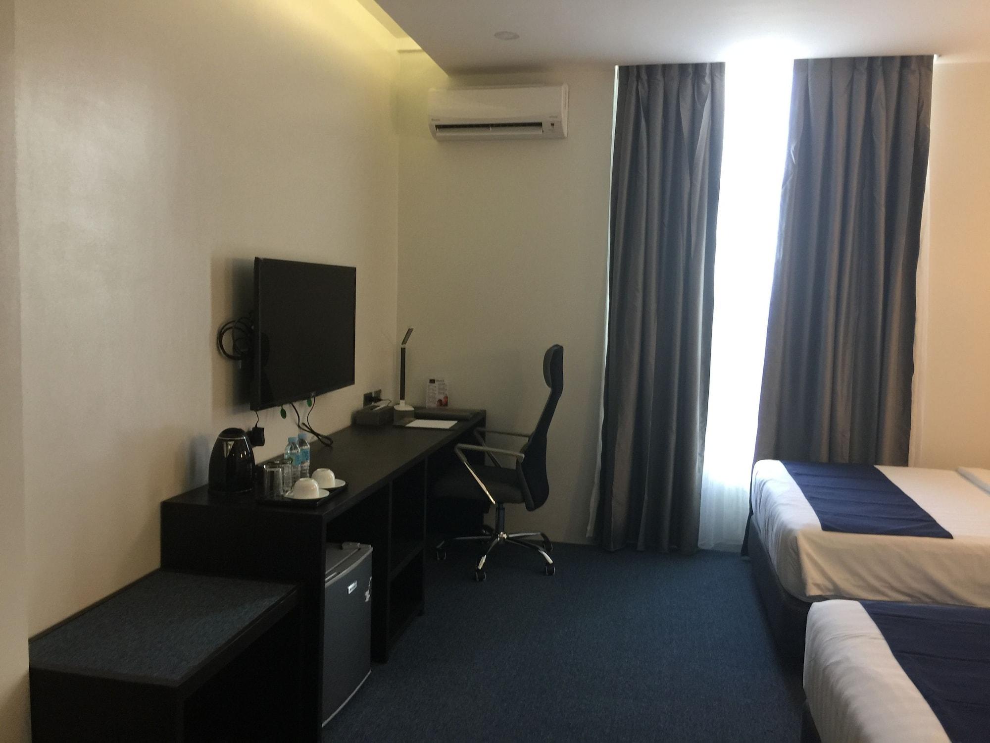 Mezzo Hotel Cebu Buitenkant foto
