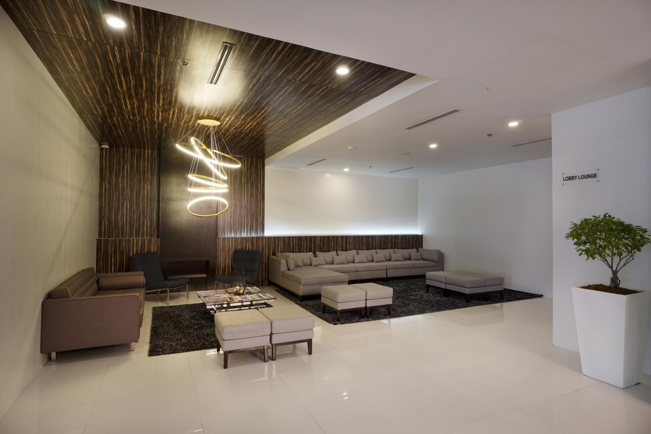 Mezzo Hotel Cebu Buitenkant foto